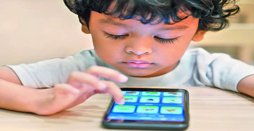 Managing Children's Screen Time: Effective Strategies for Parents