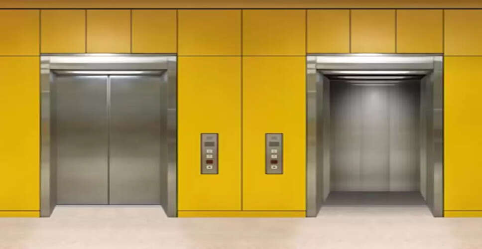 The Surprising Benefits of Mirrors in Elevators