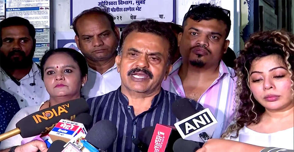 Sanjay Nirupam Urges Shahrukh Khan to Remove Bangladeshi Cricketer from KKR