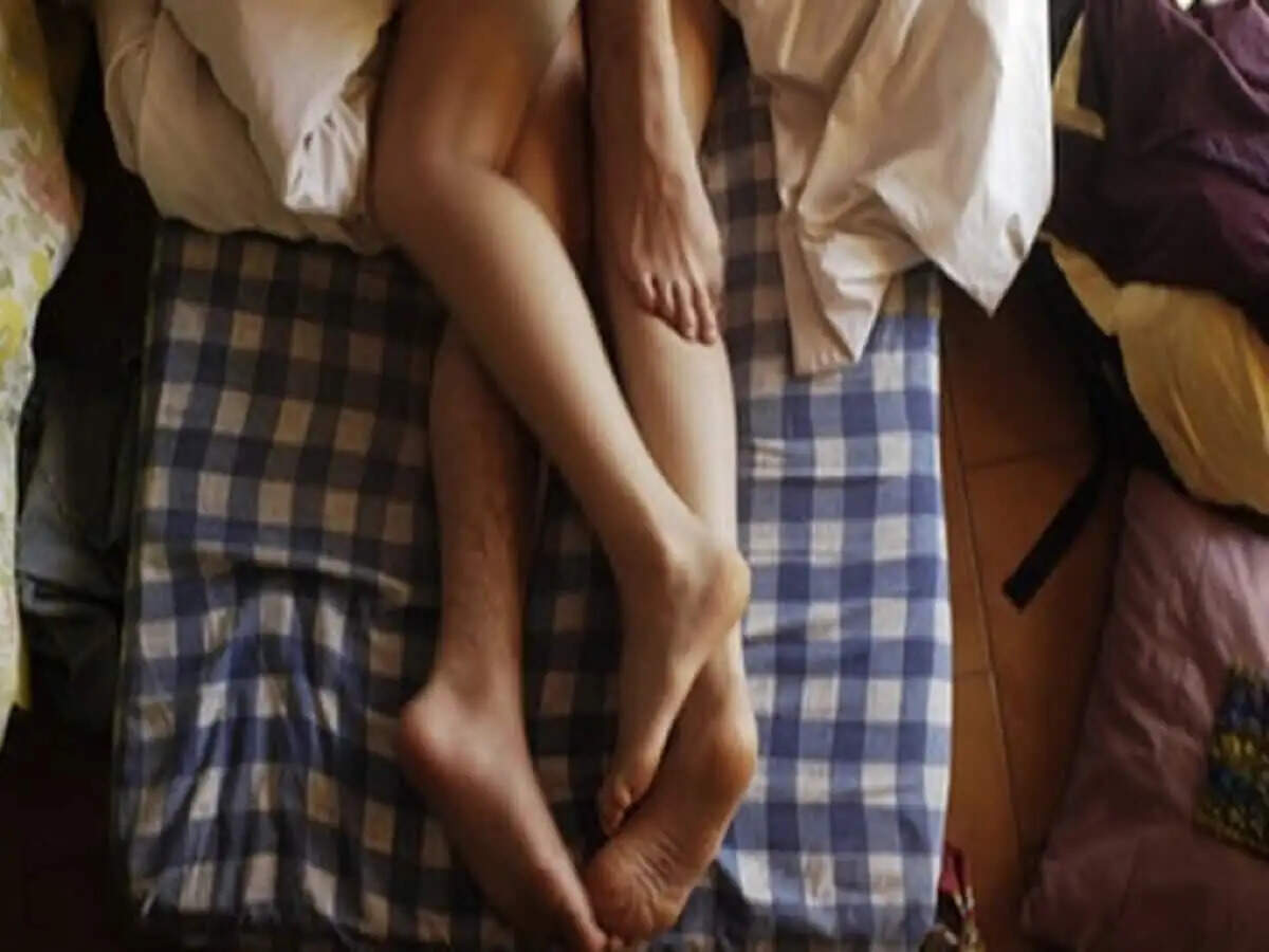 Drama Unfolds at Hotel as Woman Caught with Alleged Lover in Baghpat