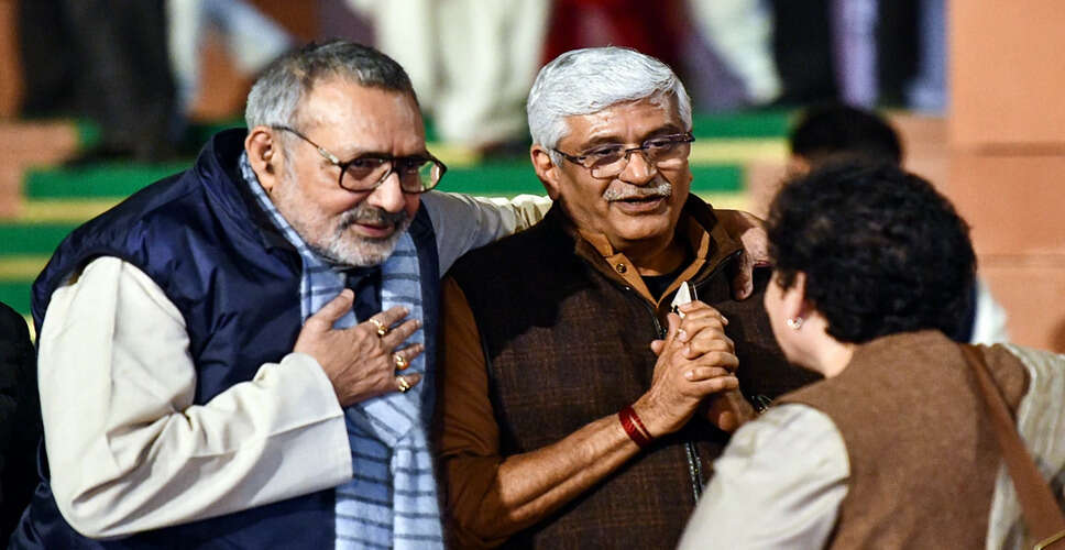 Gajendra Singh Shekhawat Defends PM Modi Against Rahul Gandhi's Criticism