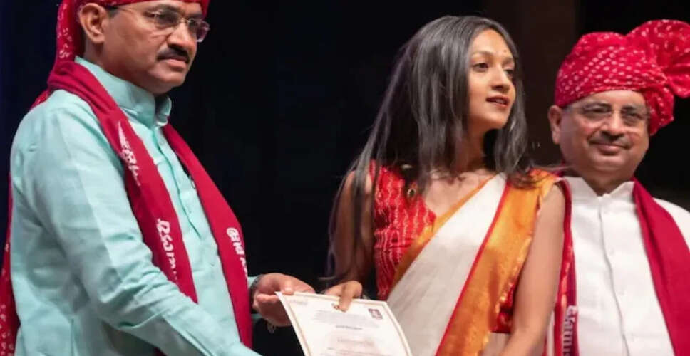 Student Protests During Graduation Ceremony in Jaipur