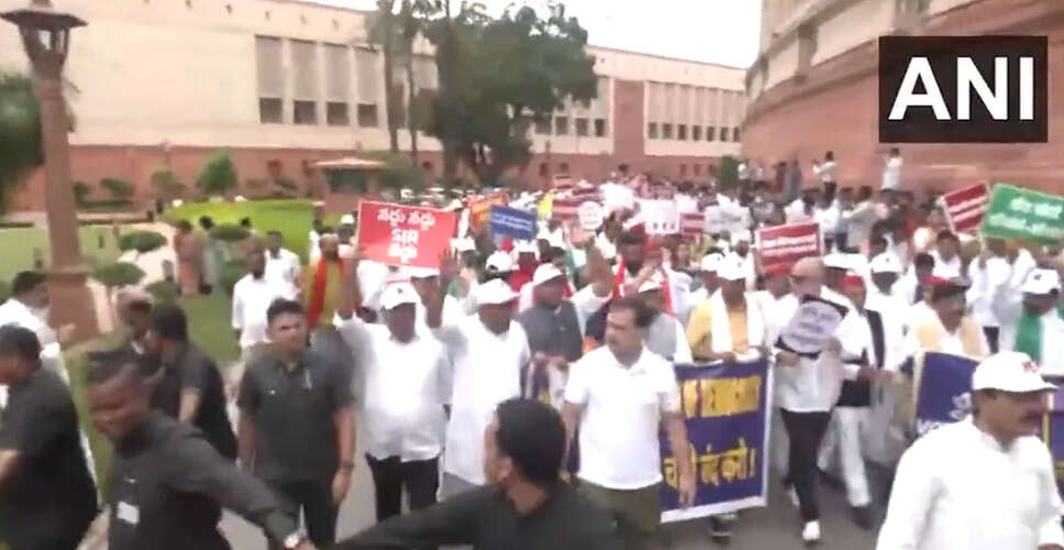 Opposition Marches to Election Commission Amid Allegations of Voter Fraud