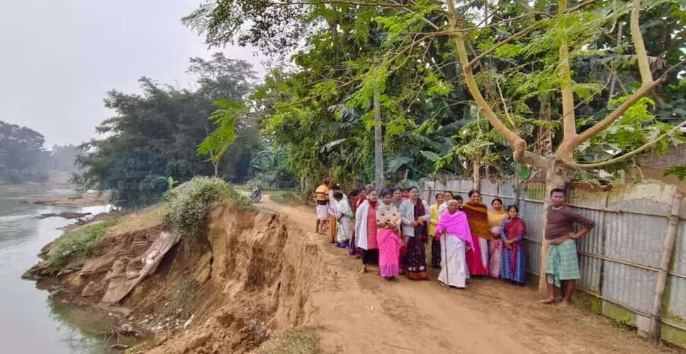 Residents of Palasbari Demand Urgent Action Against River Erosion