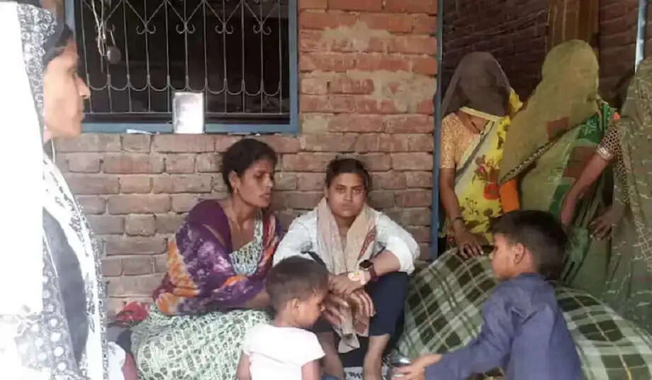 Aligarh Woman Elopes with Son-in-Law Days Before Daughter's Wedding