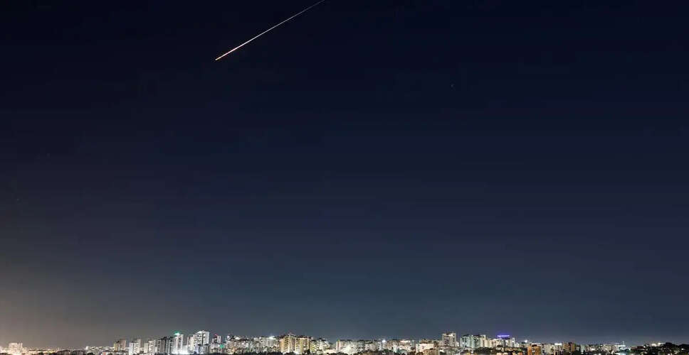 Trump Orders US Navy to Escort Tankers Amid West Asia Conflict