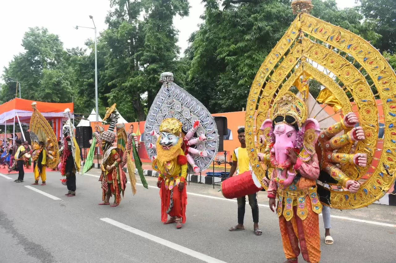 Odisha's CM Mohan Charan Majhi Launches New International Flight to Abu Dhabi