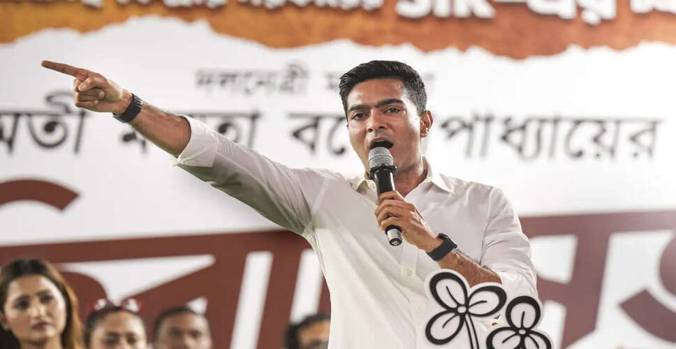TMC Leader Abhishek Banerjee Issues Strong Warning to Pakistan Amid Election Rally