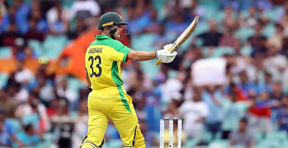 Hyderabad Kingsmen's Unusual Ball Change in PSL Opener Against Lahore Qalandars