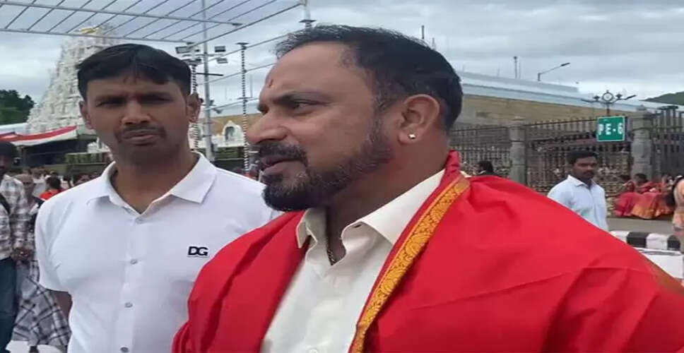 India's T Dilip Visits Tirumala Temple Ahead of England Test Series