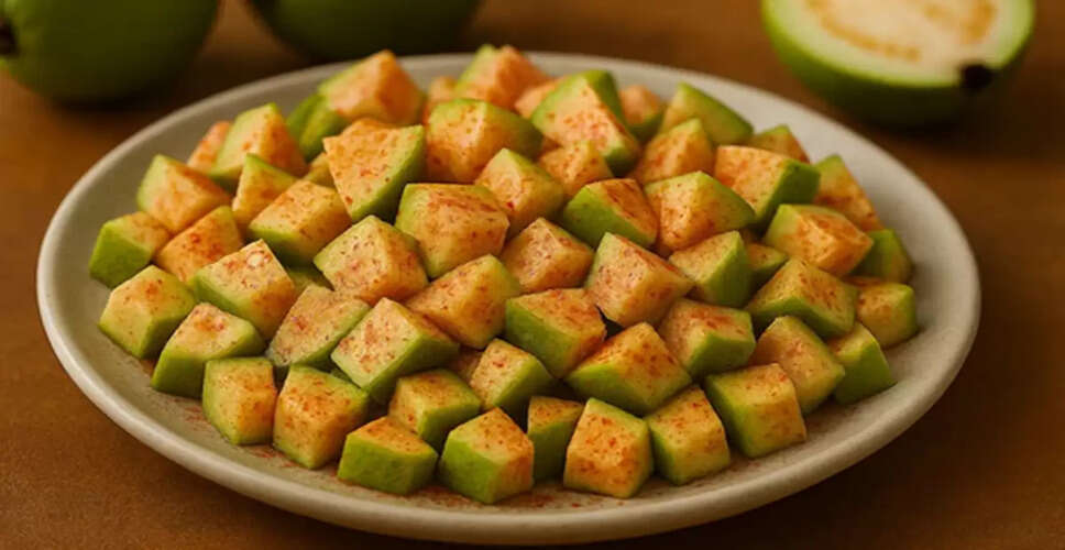 Delicious Guava Chaat Recipe for a Healthy Snack