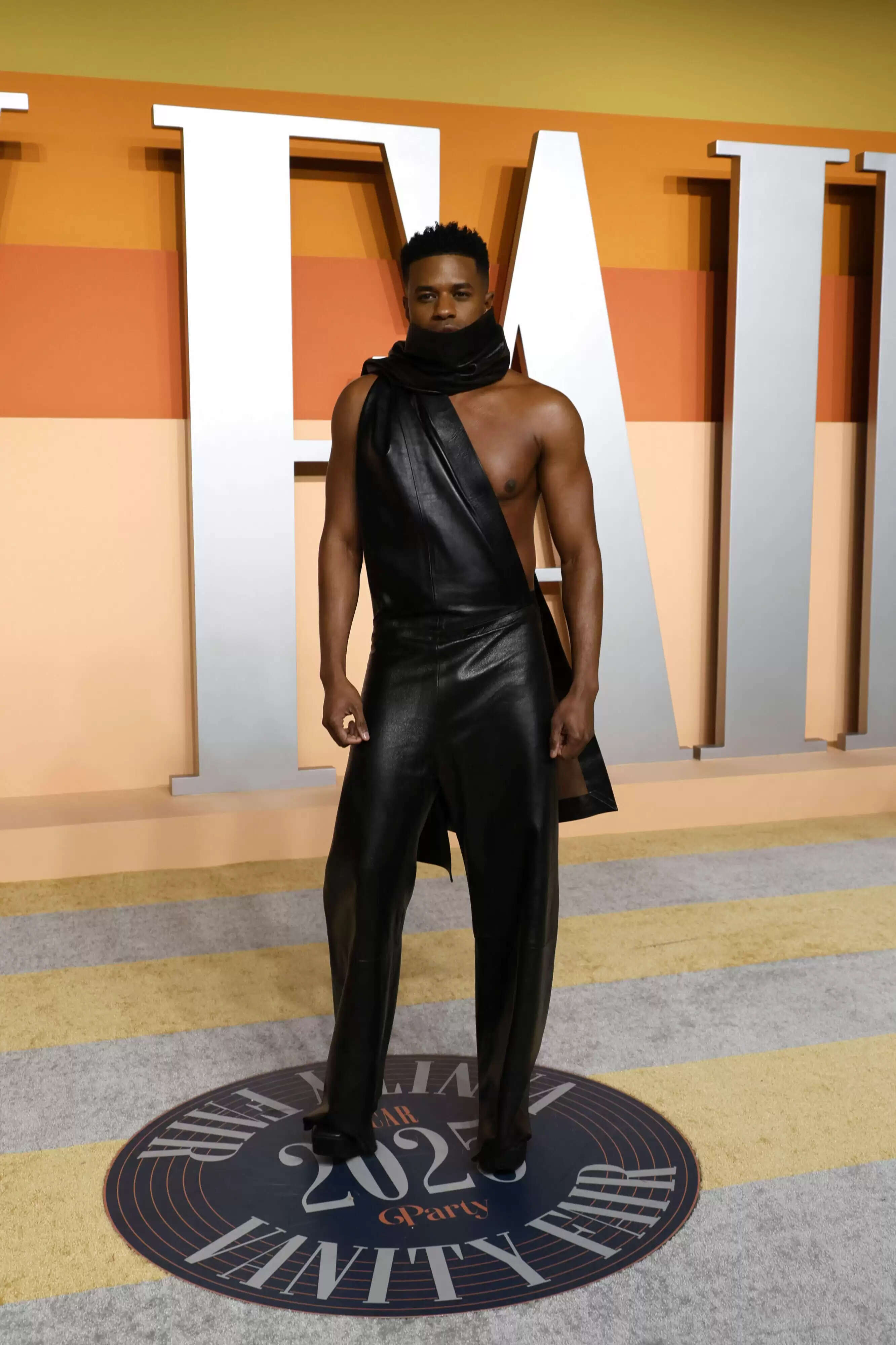 The Rise of Androgynous Fashion: Breaking Gender Norms on the Red Carpet
