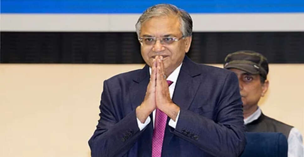 Opposition Unites to Challenge Chief Election Commissioner Gyanesh Kumar's Position