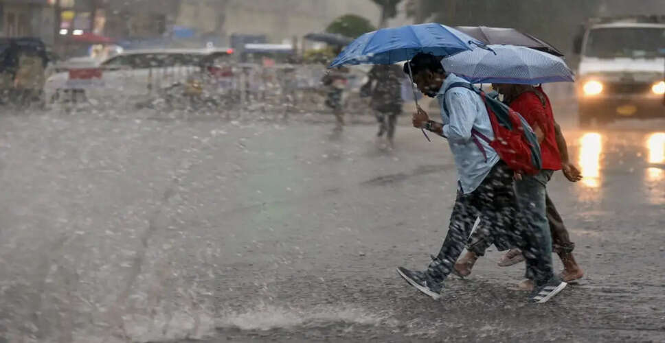 Unseasonal Rainfall Brings Relief to Delhi's Sweltering Heat