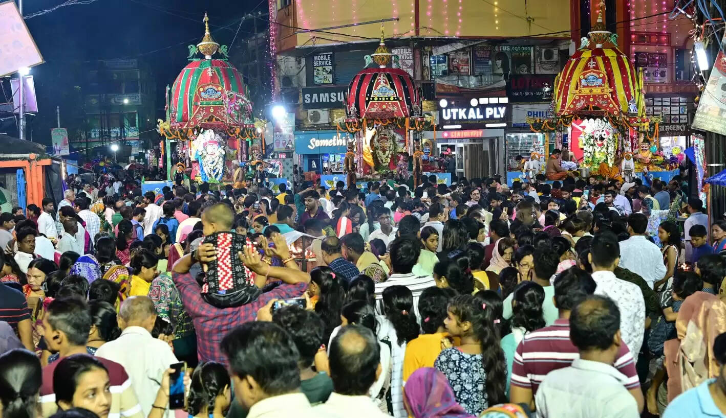 Experience the Vibrant Bahuda Yatra: Chariot Processions in Puri and Beyond