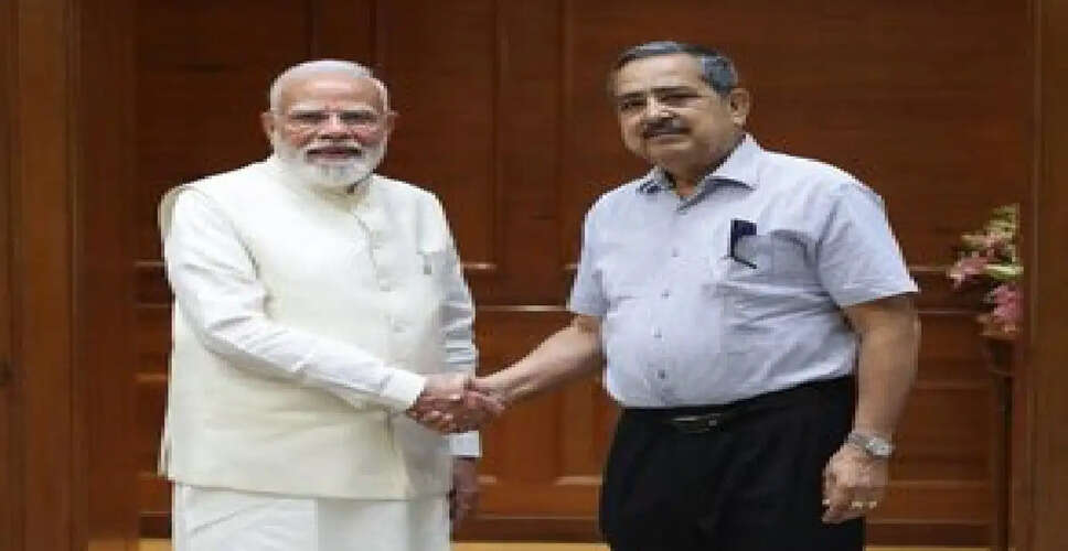 Prime Minister Modi Welcomes New Vice Chairman of NITI Aayog Ashok Lahiri