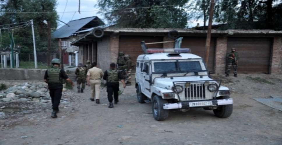 Terrorist killed in ongoing gunfight in J&K's Kathua (Lead)