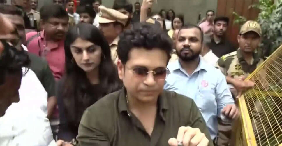 Sachin Tendulkar Celebrates 53rd Birthday Surrounded by Family and Fans
