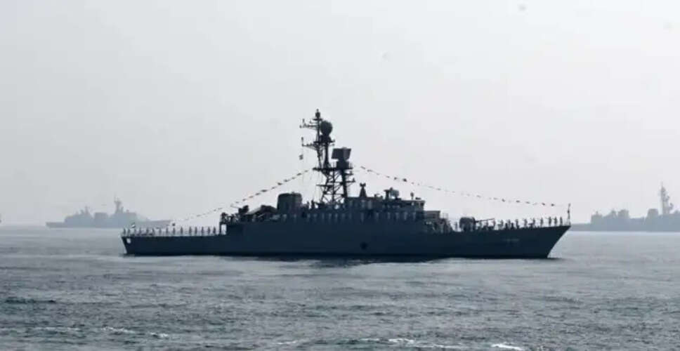 US Submarine Sinks Iranian Warship: A Historic Naval Incident
