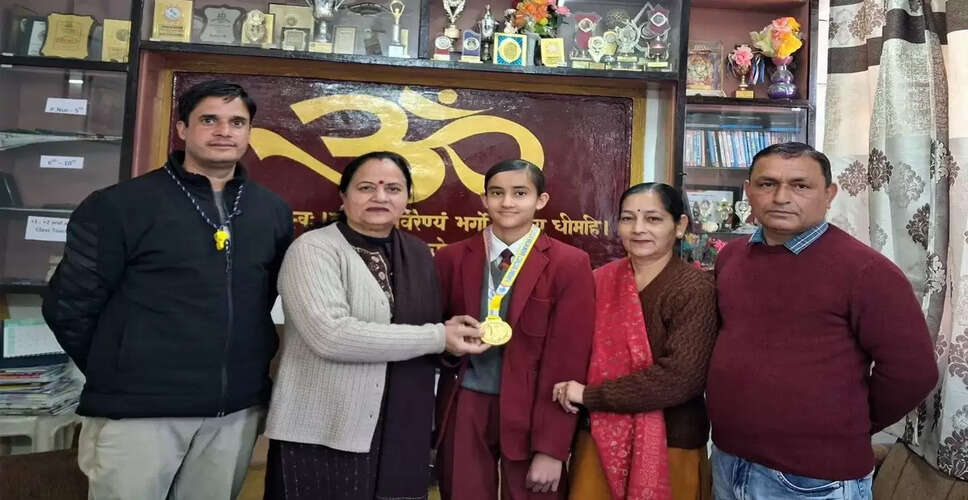 Priya Emerges as Badminton Champion at Dharamshala School