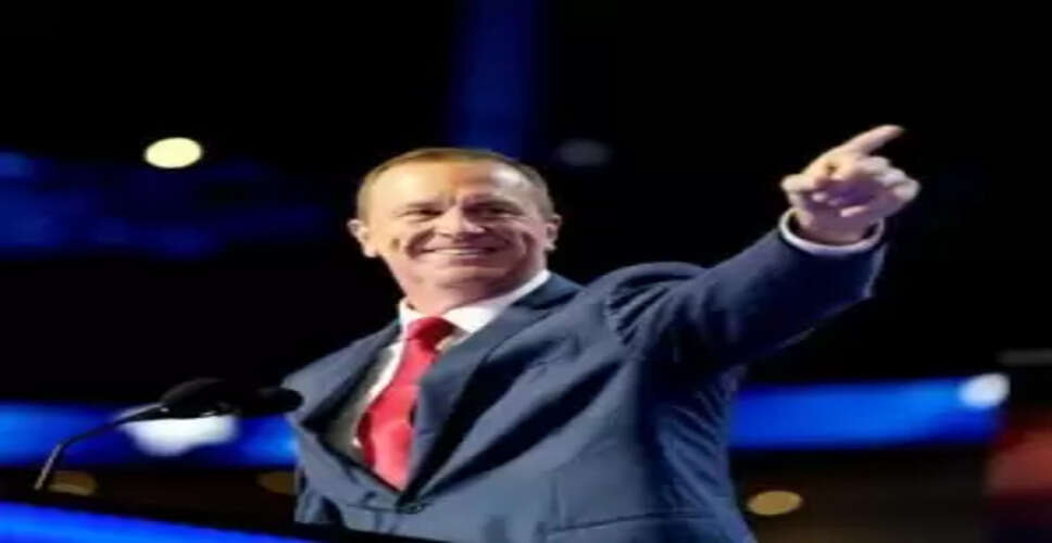 New US Bill Aims to Tighten Citizenship Revocation for Serious Crimes