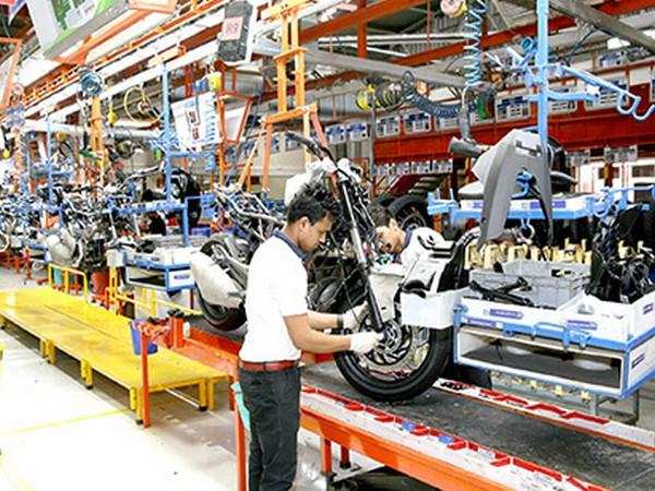 Bajaj Auto posts 9 per cent fall in total sales in August