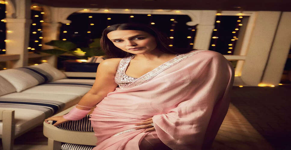 Bollywood Divas Shine Bright This Diwali with Stunning Festive Fashion