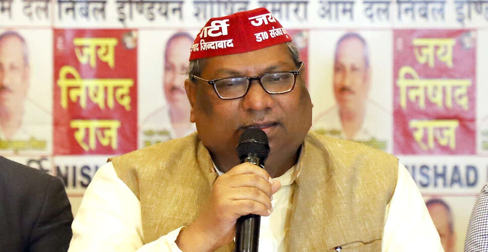 Controversy Erupts Over Minister's Comments on Hijab Incident