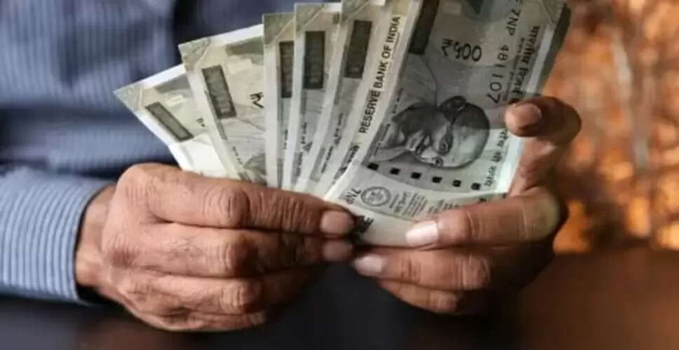 Employee Resigns Just Minutes After Receiving First Salary, Sparks Debate