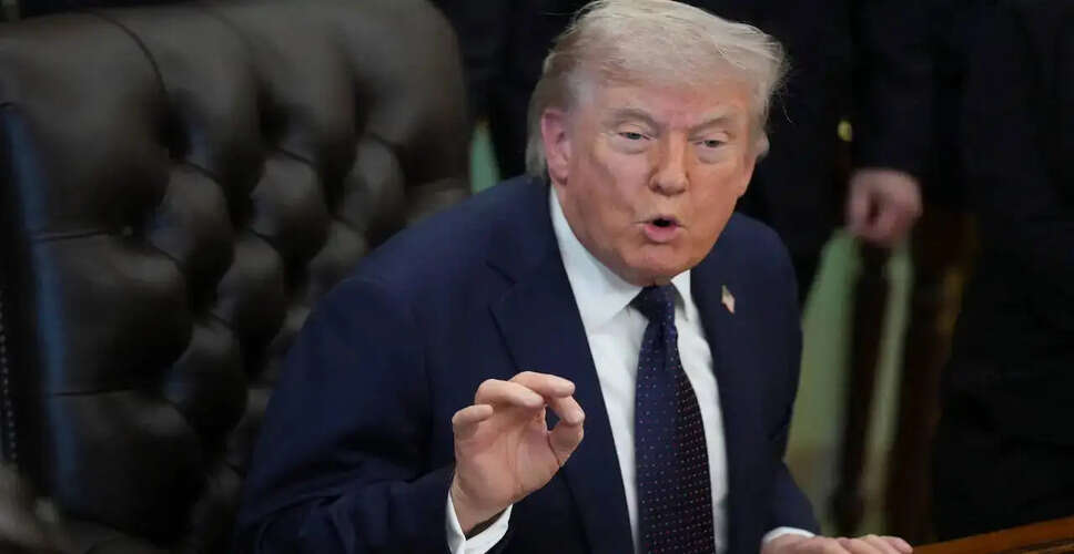 Democrats Criticize Trump for Amplifying Racist Remarks Amid Iran Conflict