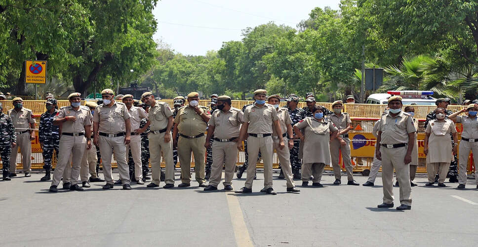 Gujarat Police Arrest Suspected Spy Linked to Pakistan's ISI