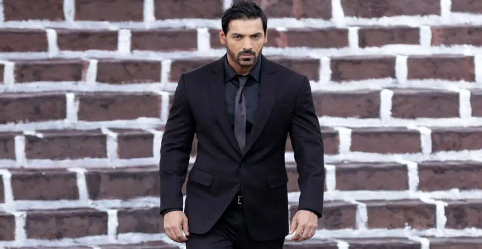 Shekhar Kapur Backs John Abraham for Next James Bond Role
