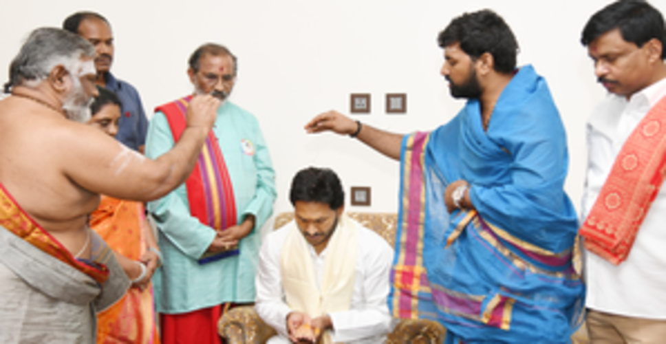 Two days after polling, Jagan Mohan Reddy participates in special puja