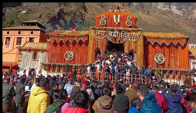 The Unique Tradition of Not Blowing Conch Shells at Badrinath Temple