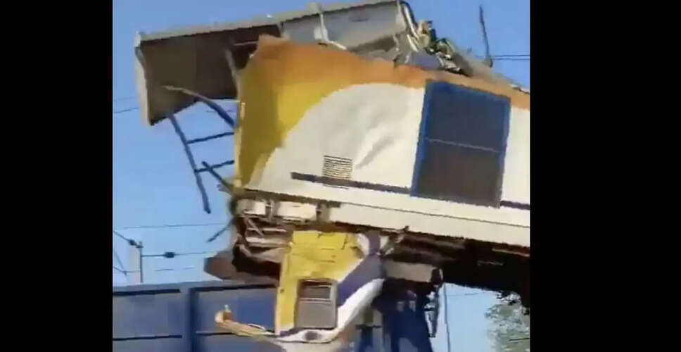 Tragic Train Collision in Chhattisgarh Claims Lives and Injures Many