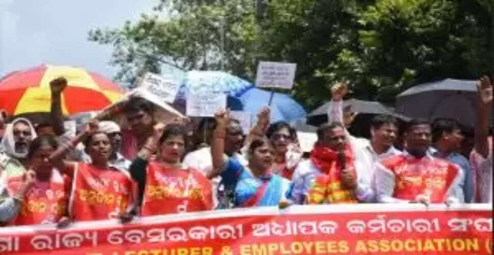 Odisha Lecturers Demand New Grant-in-Aid Policy Amid Protests