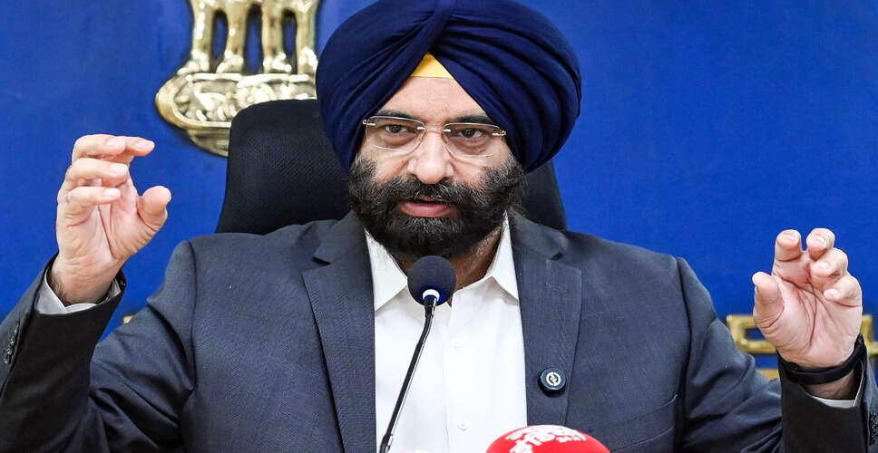 Delhi Environment Minister Criticizes Opposition Amid Pollution Protests