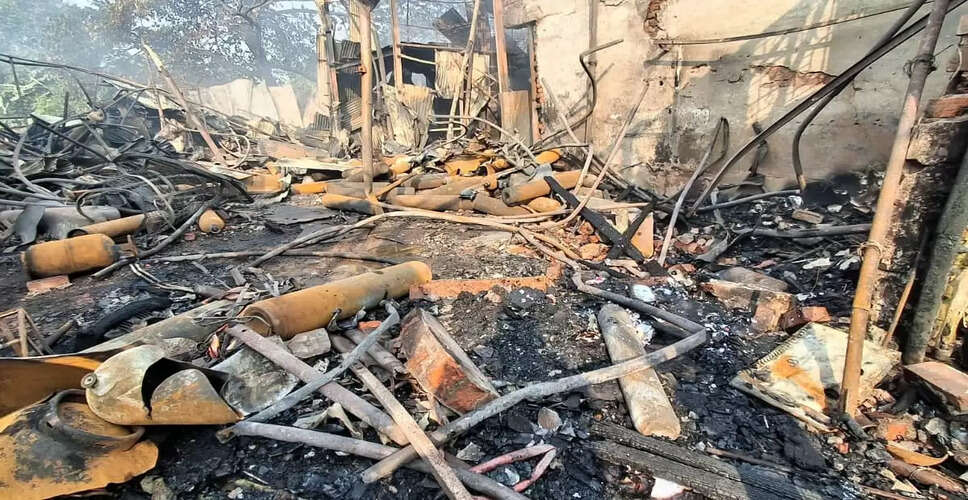 Tragic Gas Cylinder Explosion Claims Three Lives in Andhra Pradesh