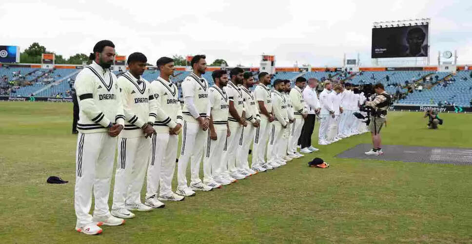 Tributes Pour In for Dilip Doshi During India-England Test Match