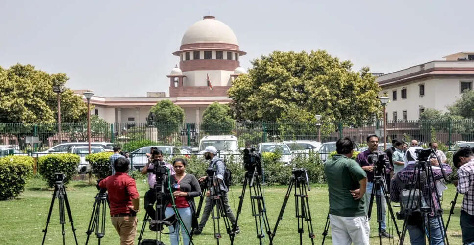 Supreme Court Upholds Validity of Special Intensive Review by Election Commission