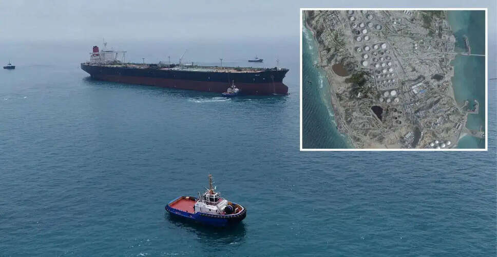 US Temporarily Lifts Oil Sanctions on Iran Amid Ongoing Nuclear Talks