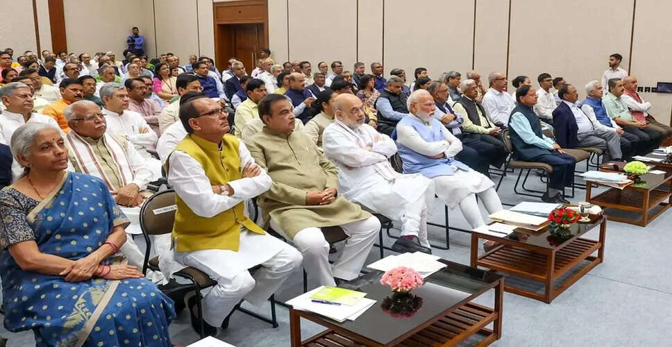PM Modi Leads Key Cabinet Meeting on Administrative Reforms and Economic Strengthening
