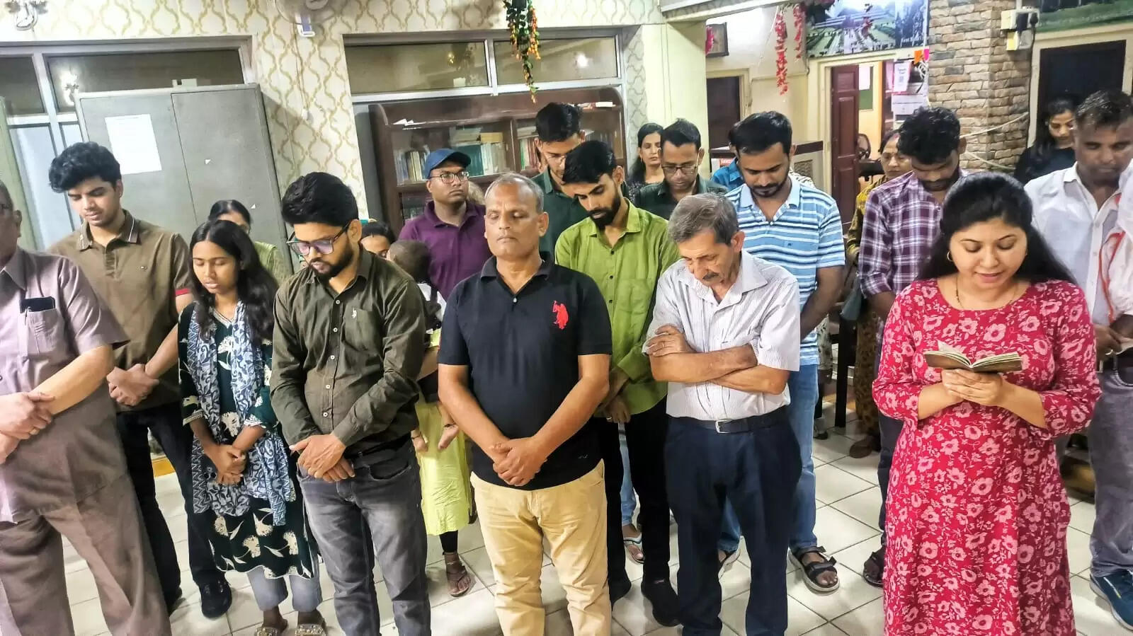 Bahá'í Community Commemorates Martyrdom of Divya Bab with Blood Donation Drive