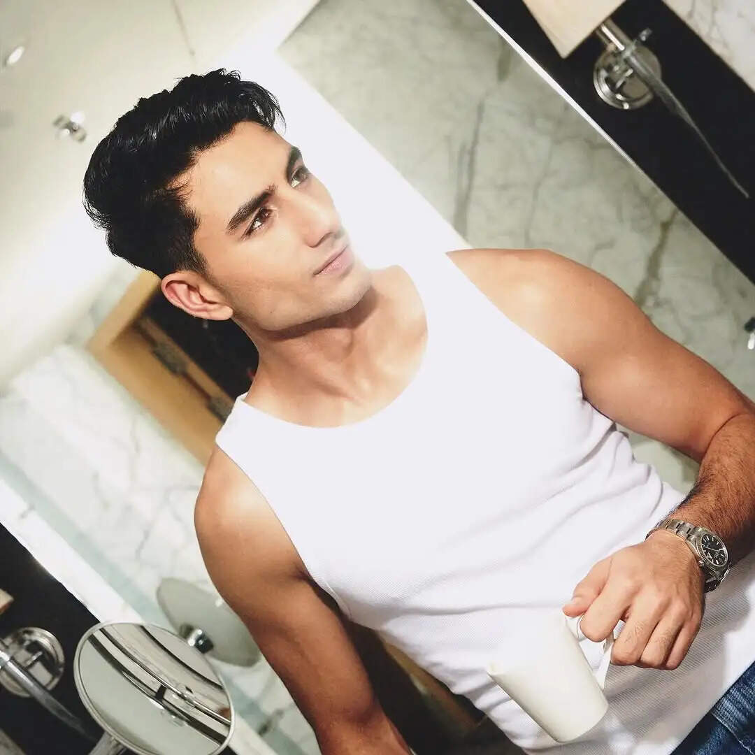 Revamping the Classic White Vest: Bollywood's Summer Style Trend