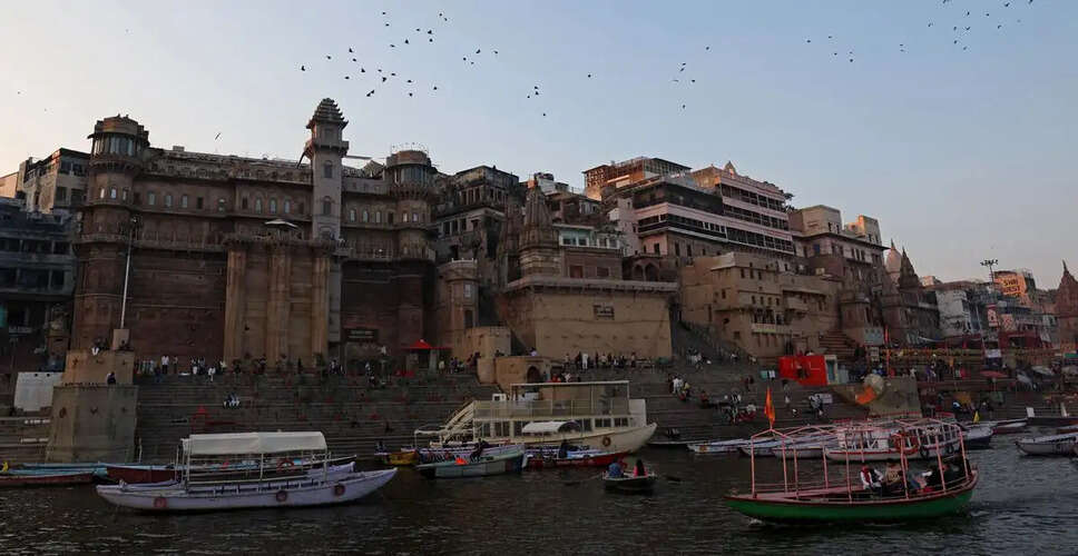 Fourteen Arrested in Varanasi for Controversial Iftar Party on Ganga