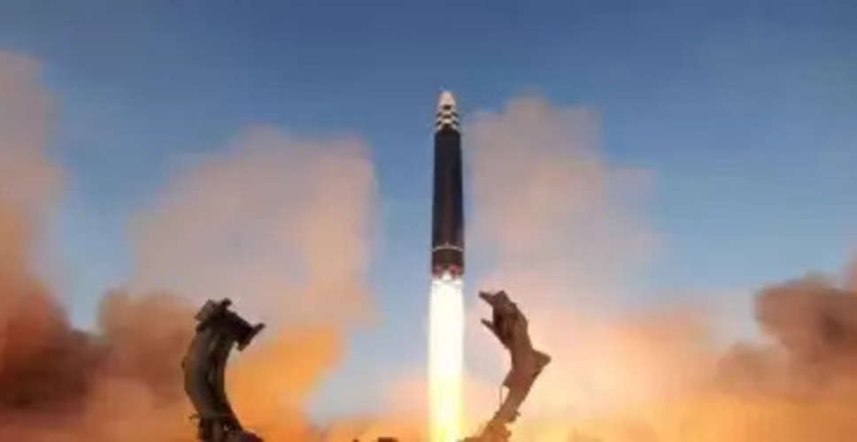 N.Korea fires 1 short-range ballistic missile toward East Sea: Military