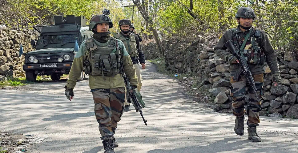 Tragic Incident in Baramulla: Two Indian Soldiers Killed in Grenade Explosion