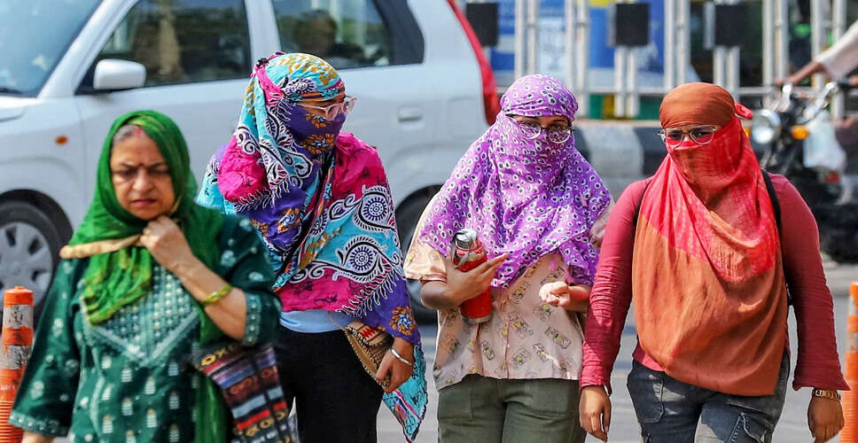 Delhi Weather Update: Rising Temperatures and Air Quality Insights