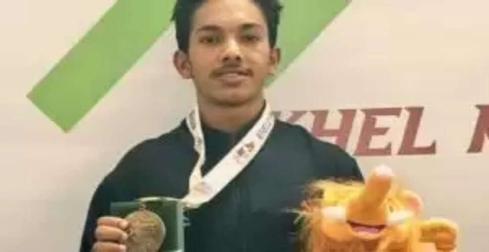 Who is the Young Weightlifting Sensation Praised by PM Modi? Meet Harshvardhan Sahu!