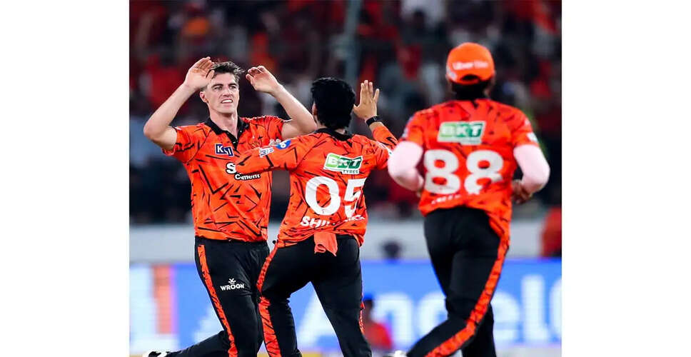 Sunrisers Hyderabad Opt to Bowl First Against Gujarat Titans in IPL Clash